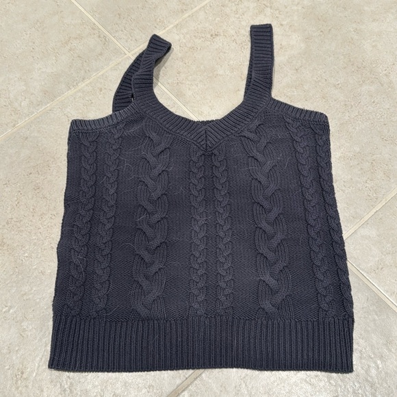 Evereve Maeve Cable Tank size XS in navy - Picture 1 of 5